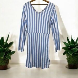 Striped blue & white dress - long sleeve open back lightweight Large EUC